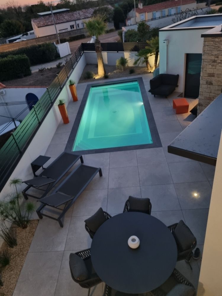 Terrasse - piscine -Carrelage rb